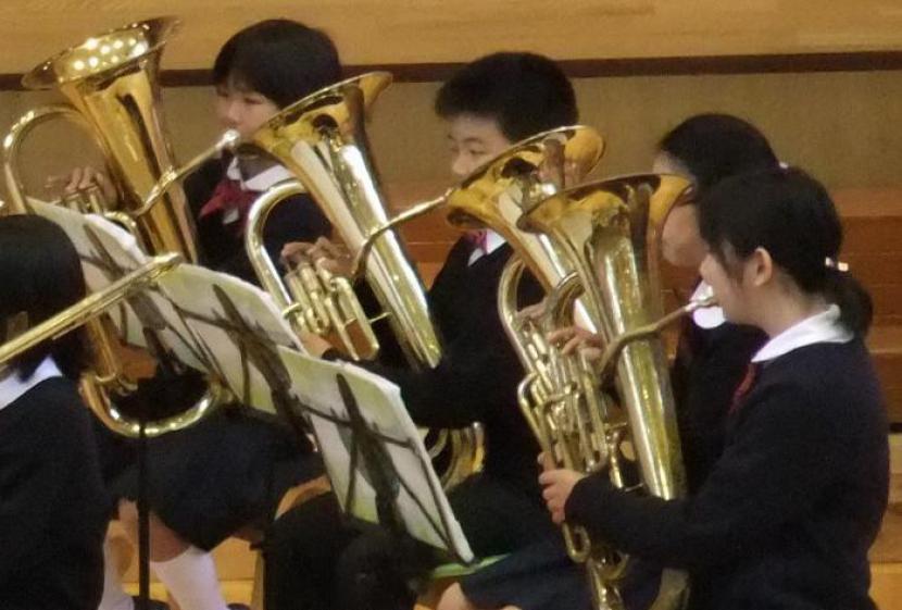 市内の小中学校から借りた楽器の吹奏楽部 ぜひユーフォニアムの寄附をお願いします 寄附きぼう楽器 楽器寄附ふるさと納税